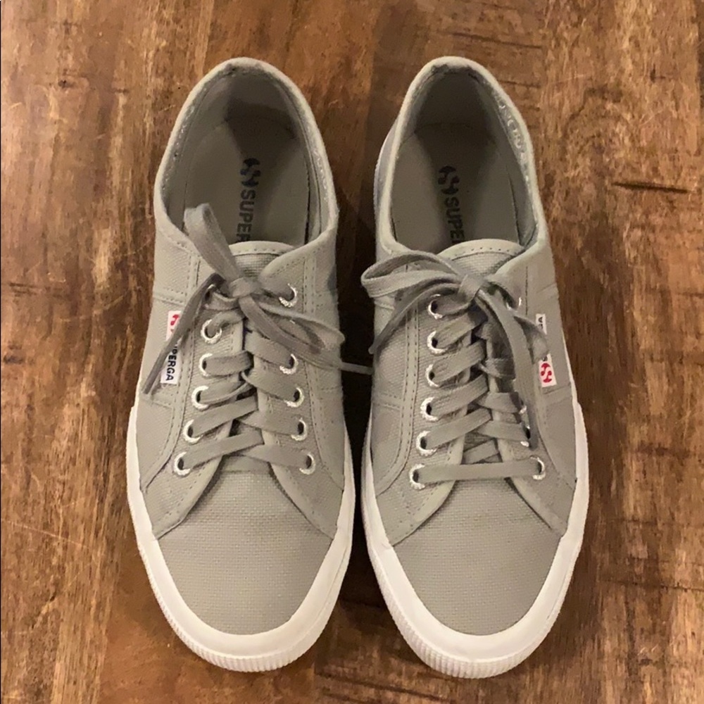 Grey SUPERGA sneakers.